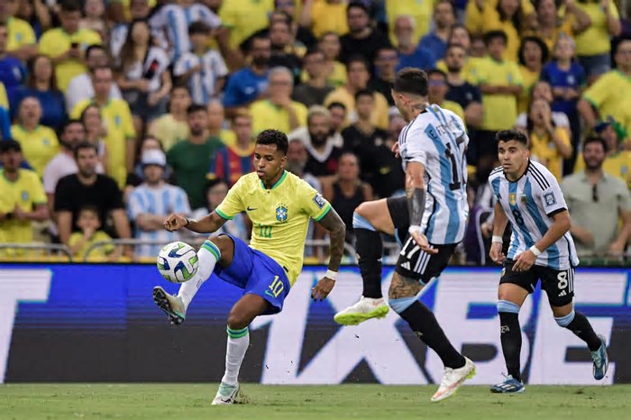 AO VIVO! Acompanhe Argentina x Brasil na Banda B!