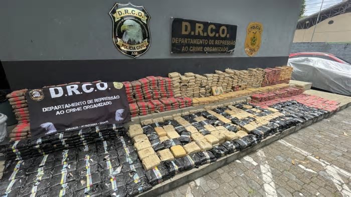 Manaus, a rota internacional do tráfico de drogas