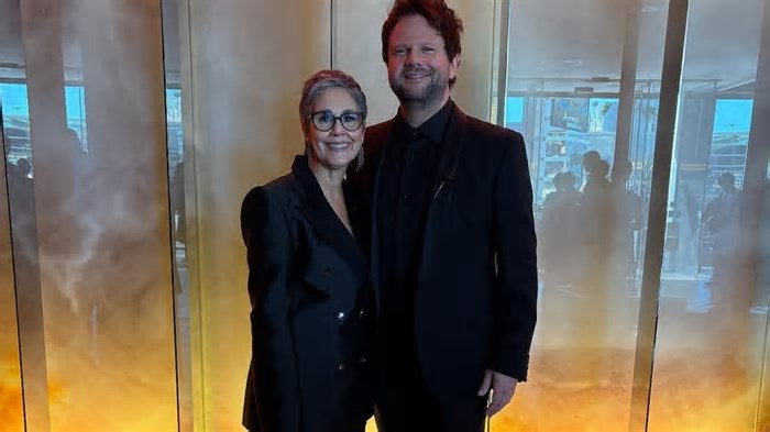 Figurinista de 'Ainda Estou Aqui', Claudia Kopke posta foto com Selton Mello a caminho do Oscar: 'Boa sorte pra gente'
