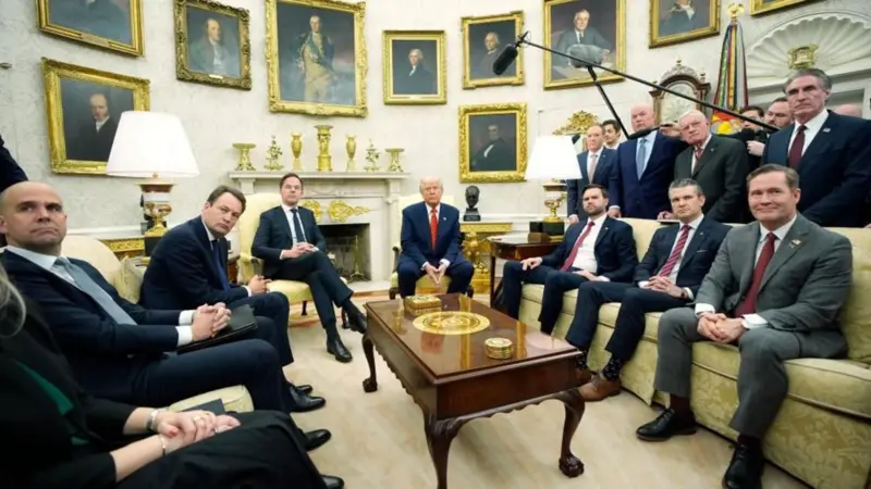 5 fatos sobre governo Trump revelados por falha de segurança militar em grupo de mensagens