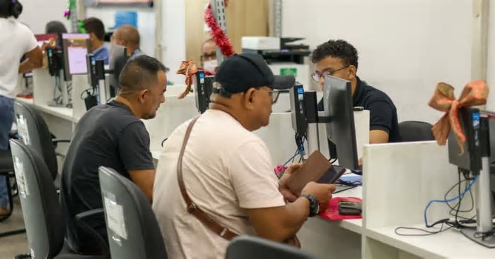 EMPREGO: Sines ofertam mais de 400 vagas nesta terça-feira em Manaus