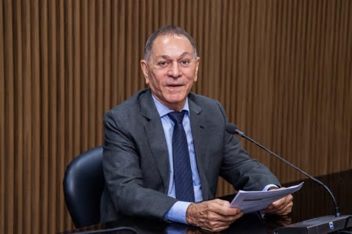 “ZFM continua sendo alvo de questionamentos” avalia Nelson Azevedo