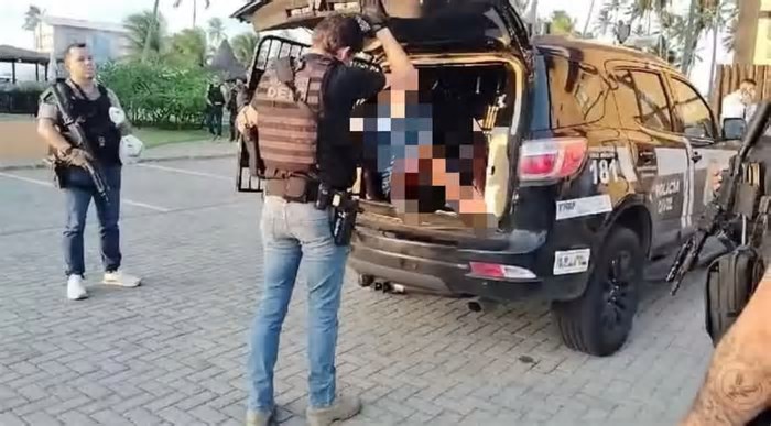 Homem suspeito de liderar 'jogo do bicho' é preso em condomínio de luxo na Praia do Forte