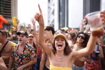 Kit folião: Um guia para ter alegria e segurança no carnaval