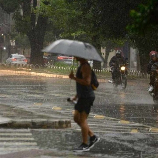 BH e outras 457 cidades de MG estão sob alerta de chuva intensa