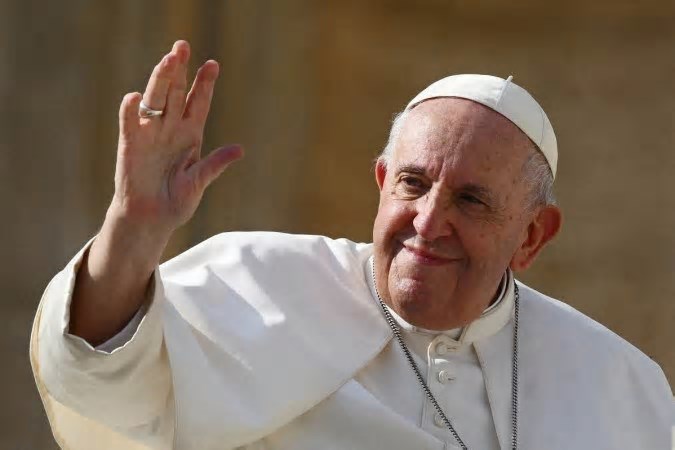 AVC grave e insuficiência cardíaca, são causas da morte de Papa Francisco aos 88 anos