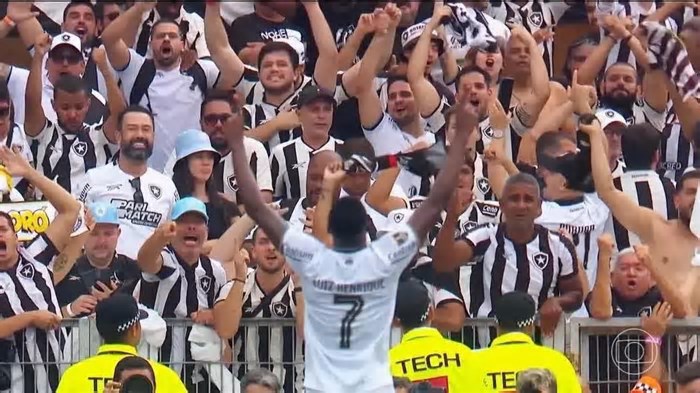 Jogos Marcantes: Escolha o Mais Emocionante dos Últimos 20 Anos