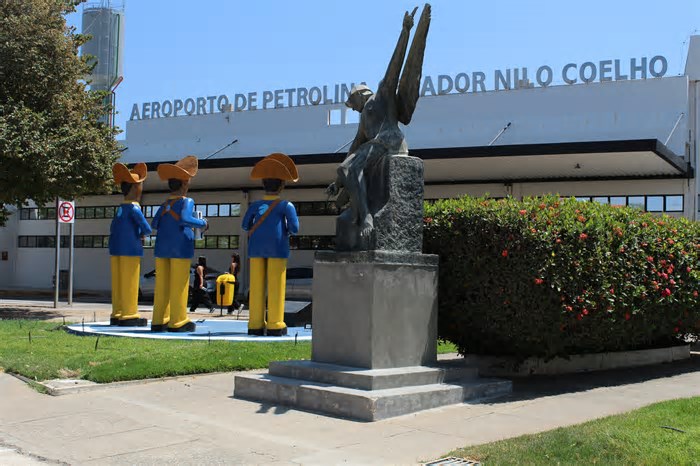 Aeroporto de Petrolina deve receber cerca de 6 mil pessoas durante o feriadão