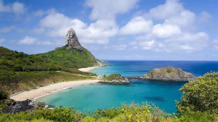 Conheça a praia mais bonita do mundo, e ela fica no Brasil!