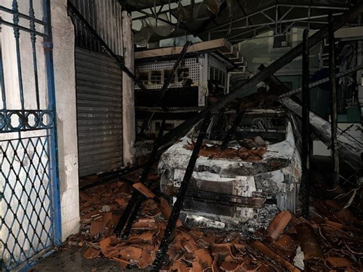 Incêndio atinge parte do Mercado da Madalena em Recife (PE)