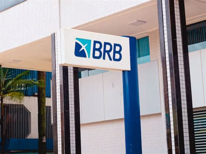 Presidente do BRB afirma que valor de compra do Master, inicialmente de R$ 2 bilhões, deve cair