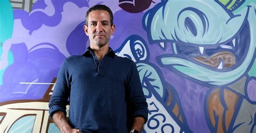 Brasil tem 47 bilionários na lista dos mais ricos da Forbes; David Velez, do Nubank, lidera