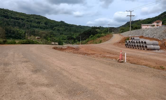 Com o asfalto até Gramado na reta final, preocupações crescem em Herval; entenda