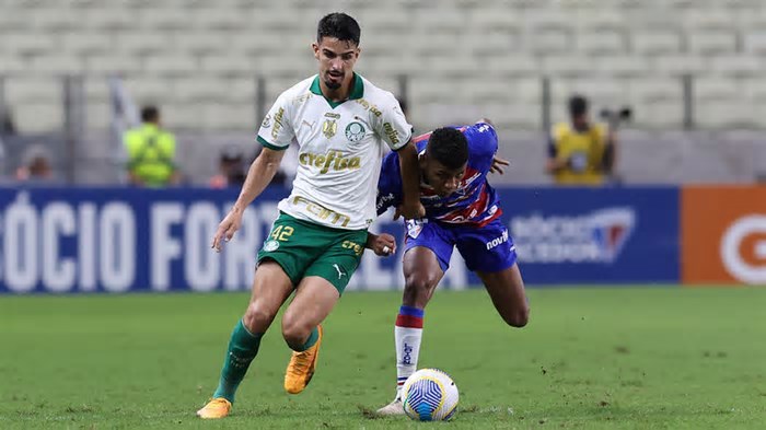 Palmeiras tenta aproveitar série invicta como visitante para quebrar tabu contra o Fortaleza no Castelão