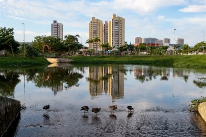 Feriado de Tiradentes: veja o que abre e o que fecha em Fortaleza