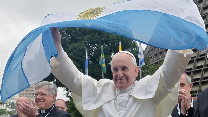 Por que papa Francisco nunca voltou à Argentina em 12 anos de papado