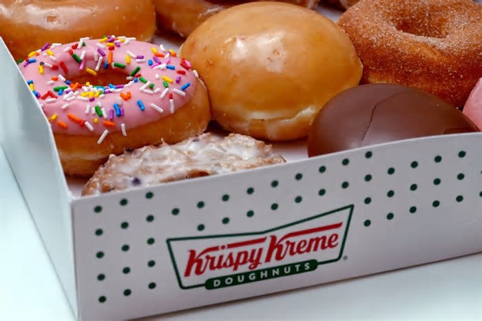 Loja de donuts Krispy Kreme abre as portas em São Paulo