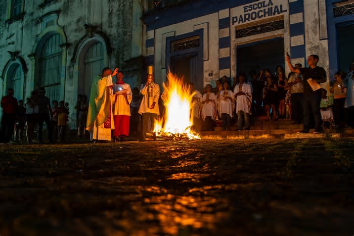 Malhação do Judas: hoje você faria um boneco representando quem?