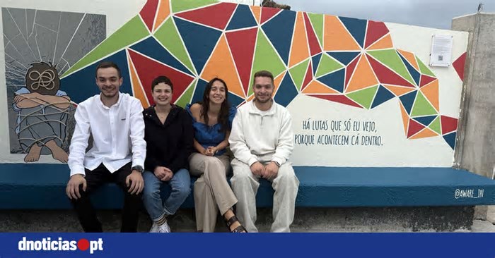 Mural dedicado à saúde mental inaugurado nos ‘Reis Magos’