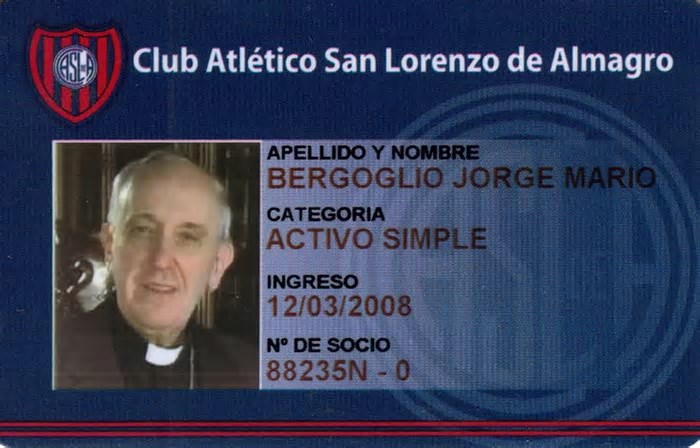 Idade e horário da morte de papa coincidem com carteira de sócio