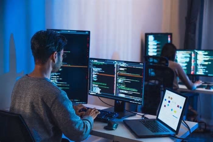 Engenharia de Computação é área com maiores salários de admissão no Brasil; veja ranking das profissões