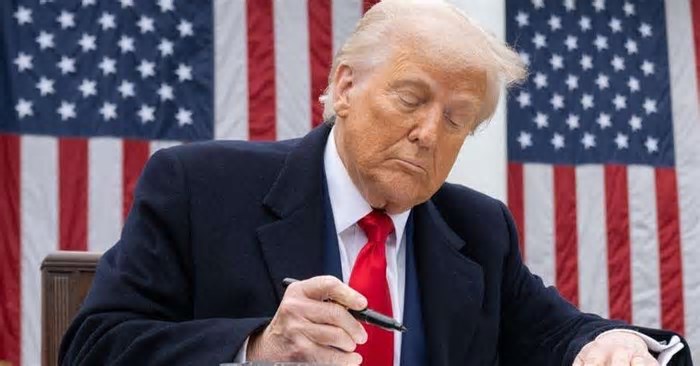 Para Trump, mercado “está indo muito bem” no dia seguinte ao anúncio de tarifas recíprocas