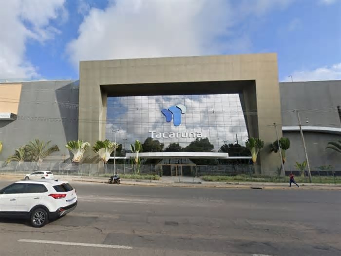 Shopping no Recife recebe bazar com 5 mil produtos apreendidos pela Receita Federal