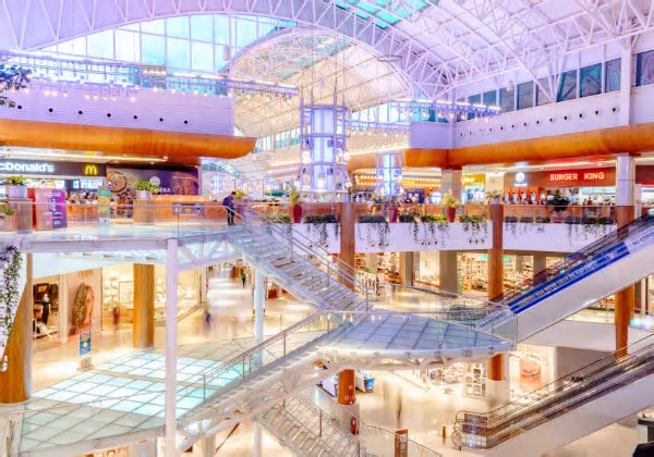 Salvador Shopping recebe ação de universidade que realiza declaração do Imposto de Renda