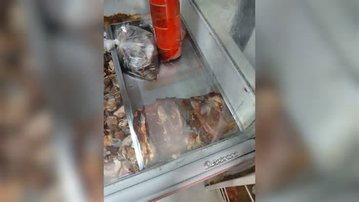 Comerciante é preso por vender carne estragada em Salvador