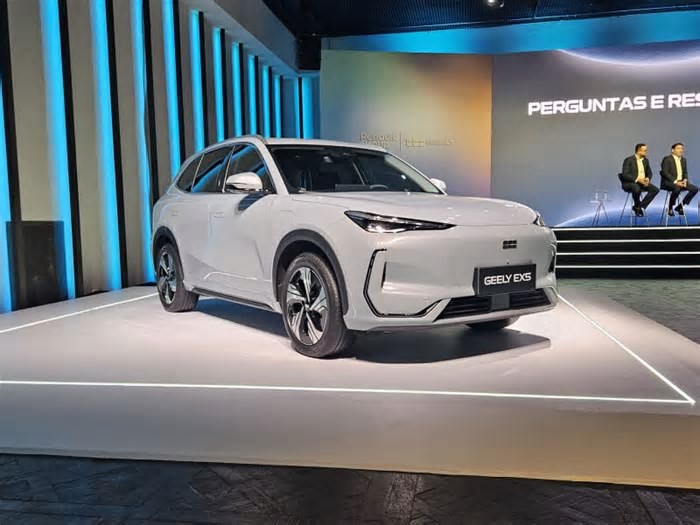 EX5: SUV elétrico abre as portas da Geely no Brasil e sela aliança com a Renault