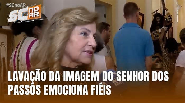 Fiéis mantêm tradição da Lavação da Imagem em Florianópolis
