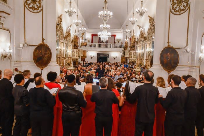 Concerto de abertura da Igreja Nossa Senhora do Bonsucesso lota no Centro do Rio