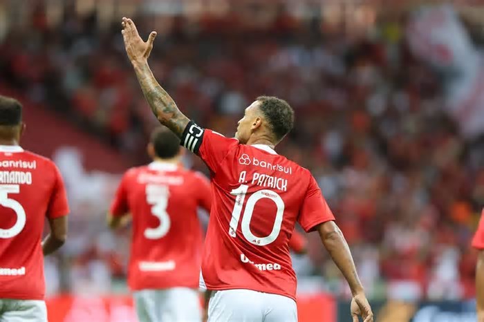 Inter tem semana de jogos que valem a liderança das competições