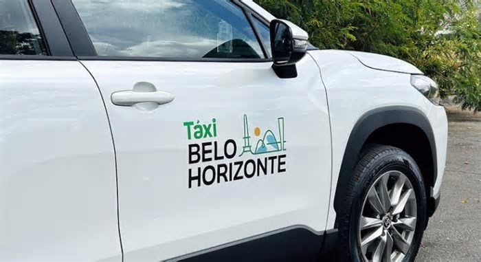 Praça 7 e Igrejinha da Pampulha: táxis de BH ganham novos adesivos na lataria