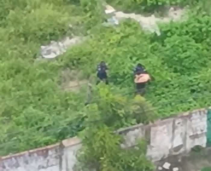 Homem amarrado para ser executado em praça de Fortaleza é salvo pela Guarda Municipal; veja vídeo