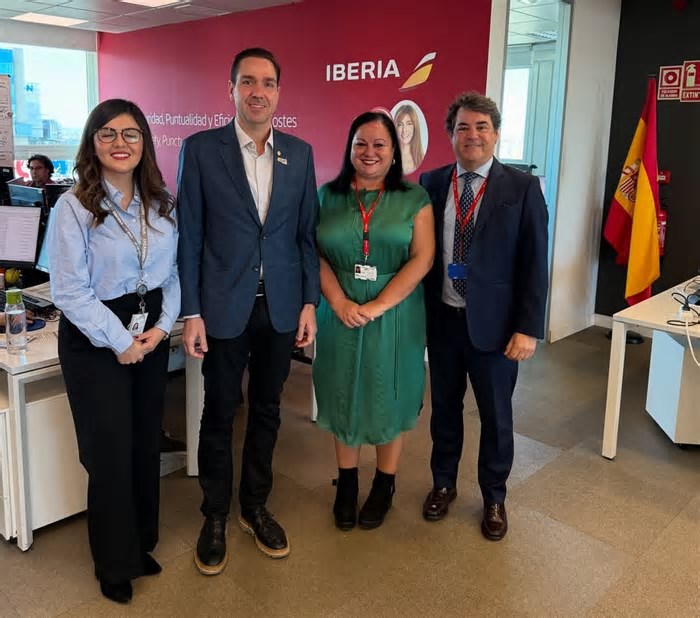 Ceará fortalece parceria com Iberia em reunião estratégica em Madrid