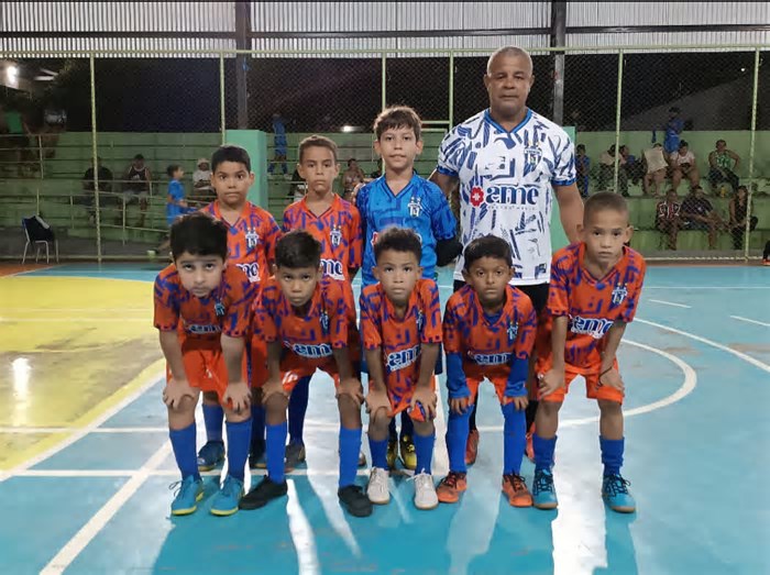 Instituto Esportivo Craques da Veneza realiza futsal solidário pra ajudar atleta custear despesas com viagem