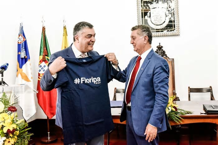 Florianópolis assina acordo com cidade nos Açores; entenda