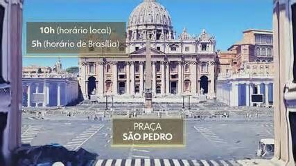 Imagem do papa Francisco é projetada na Catedral de Pedra, em Canela