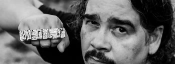 Referência da cena blues de Fortaleza, Roberto Lessa lança álbum de estreia