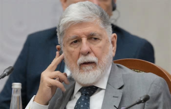 Assessor do Presidente brasileiro diz que China oferece menos riscos do que EUA