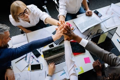 Confira 23 ideias de pequenos negócios lucrativos que podem fazer você bombar