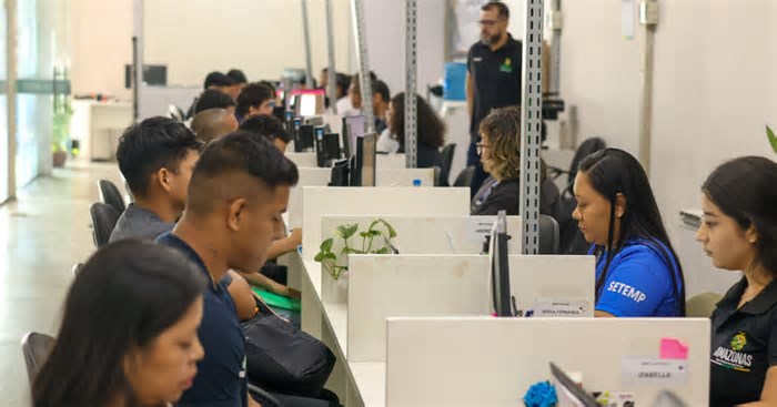 EMPREGO: Sines ofertam mais de 400 vagas nesta terça-feira em Manaus
