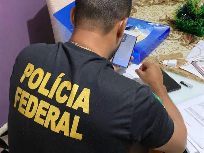 Operação da PF, com apoio do FBI, mira suspeitos de golpe de quase R$ 300 milhões com criptomoedas