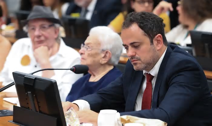 Por que Glauber Braga está em greve de fome?