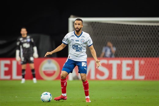 Meia do Bahia exalta força coletiva: 
