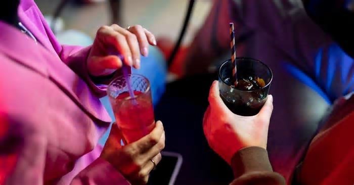 Álcool pode envelhecer o cérebro mais cedo do que se pensava