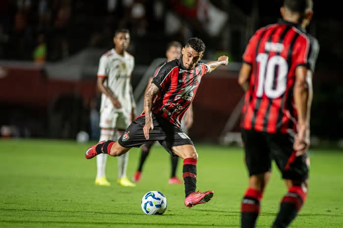 Inteligências artificiais apontam vencedor de partida entre Vitória x Cerro Largo