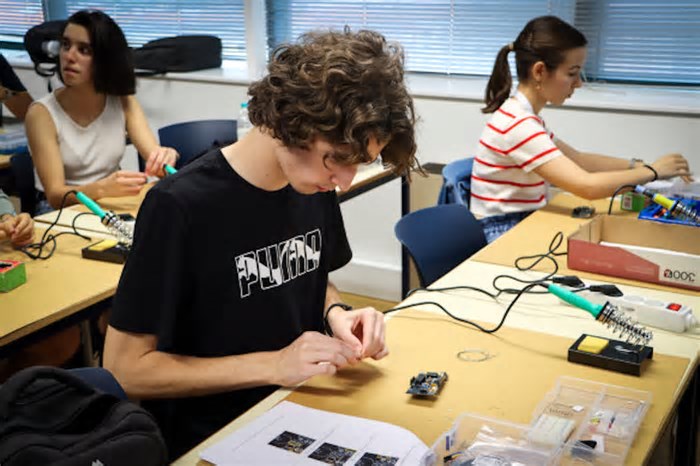 Ciência Viva abre 300 estágios gratuitos para alunos do ensino básico, secundário e profissional