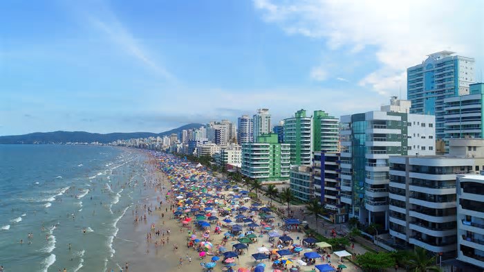 Cidades de SC dominam ranking nacional de rentabilidade imobiliária — e isso interessa (muito) a quem vive em Blumenau